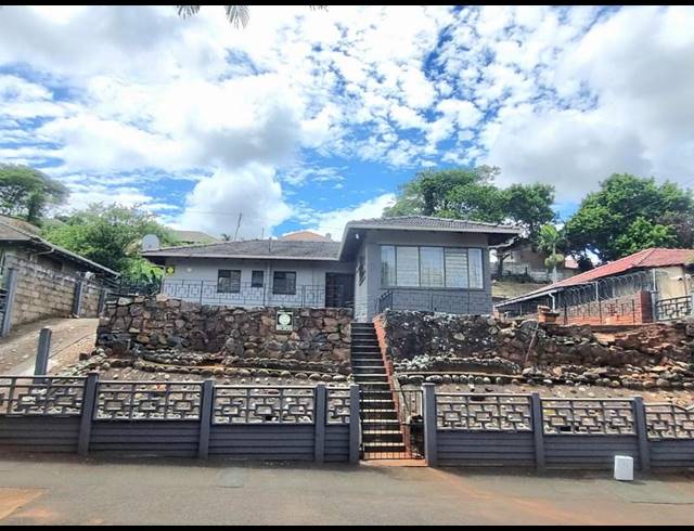 3 BEDROOM HOUSE FOR SALE IN WOODLANDS